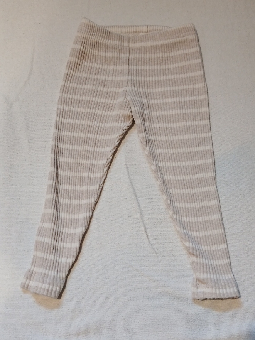 Kids Ribbed Stripe Leggings in Beige and White